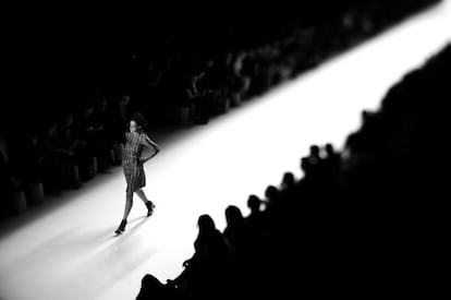 BERLIN, GERMANY - JANUARY 20: (EDITOR'S NOTE: This image was created using a Tilt & Shift lens and has been converted from color to black and white) A model walks the runway at the Anja Gockel show during the Mercedes-Benz Fashion Week Berlin Autumn/Winter 2016 at Brandenburg Gate on January 20, 2016 in Berlin, Germany. (Photo by Alexander Koerner/Getty Images for IMG)