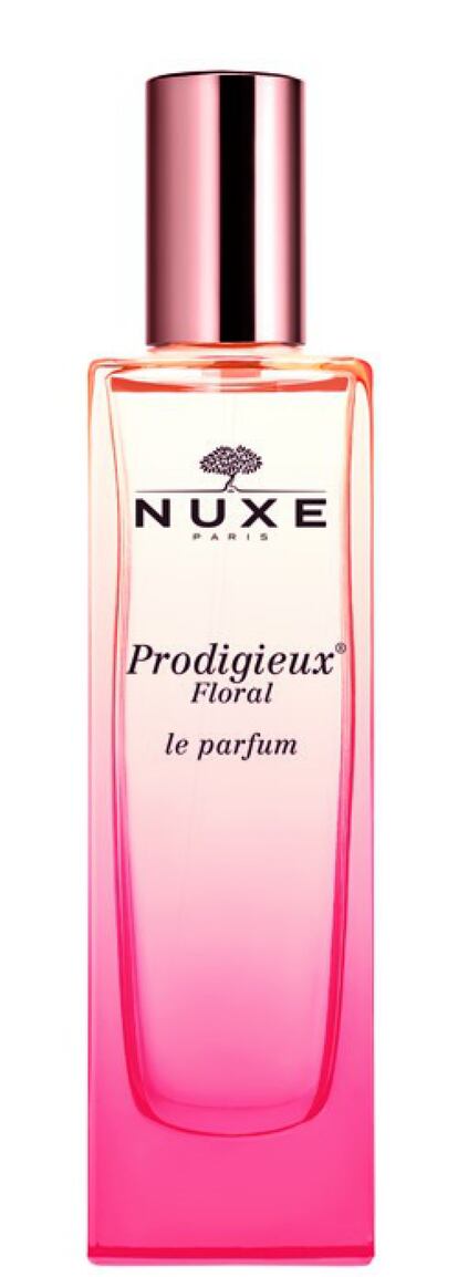  Nuxe se adentra en la primavera con dos nuevos productos de Podigieux Floral: Prodigieux Floral le Parfum (47,30 euros) y su gel de ducha sensorial (10,90 euros). Con el perfume logra unas joviales notas con una composición que combina magnolia, acorde de pomelo y almizcles, que despiertan los sentidos. El frasco presenta un diseño en degradado, que va del rosa pastel al rosa caramelo. El gel lleva base limpiadora de origen vegetal (coco y trigo) enriquecida con aceite de almendra dulce y glicerina vegetal. 