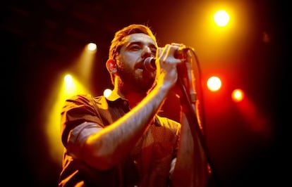 Álvaro Martínez, cantante de Templeton, anoche en Joy Eslava.