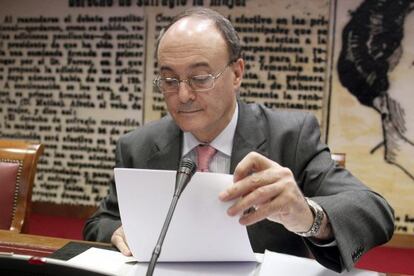 Luis María Linde, durante una comparecencia en el Senado.