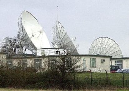 Radares del centro de comunicaciones del Gobierno británico en Cheltenham, a 150 kilómetros de Londres.