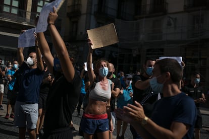 Protesta de trabajadores de gimnasios y centros deportivos contra las medidas del Govern.