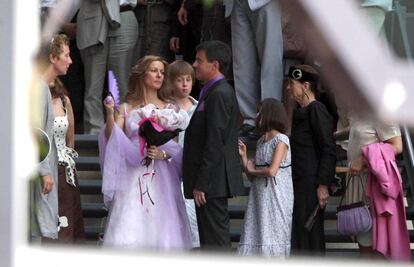 Anne Gravoin y Manuel Valls, el día de su boda el 1 de julio de 2010.