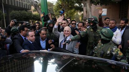 El l&iacute;der del partido Ghad, Mousa Mostafa Mousa, tras presentar su candidatura este lunes en El Cairo, Egipto.