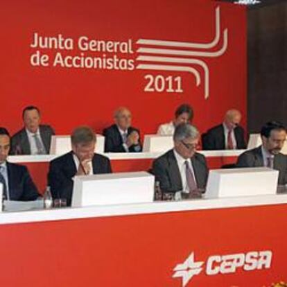 Cepsa baraja compras de hasta 2.500 millones para crecer en exploración