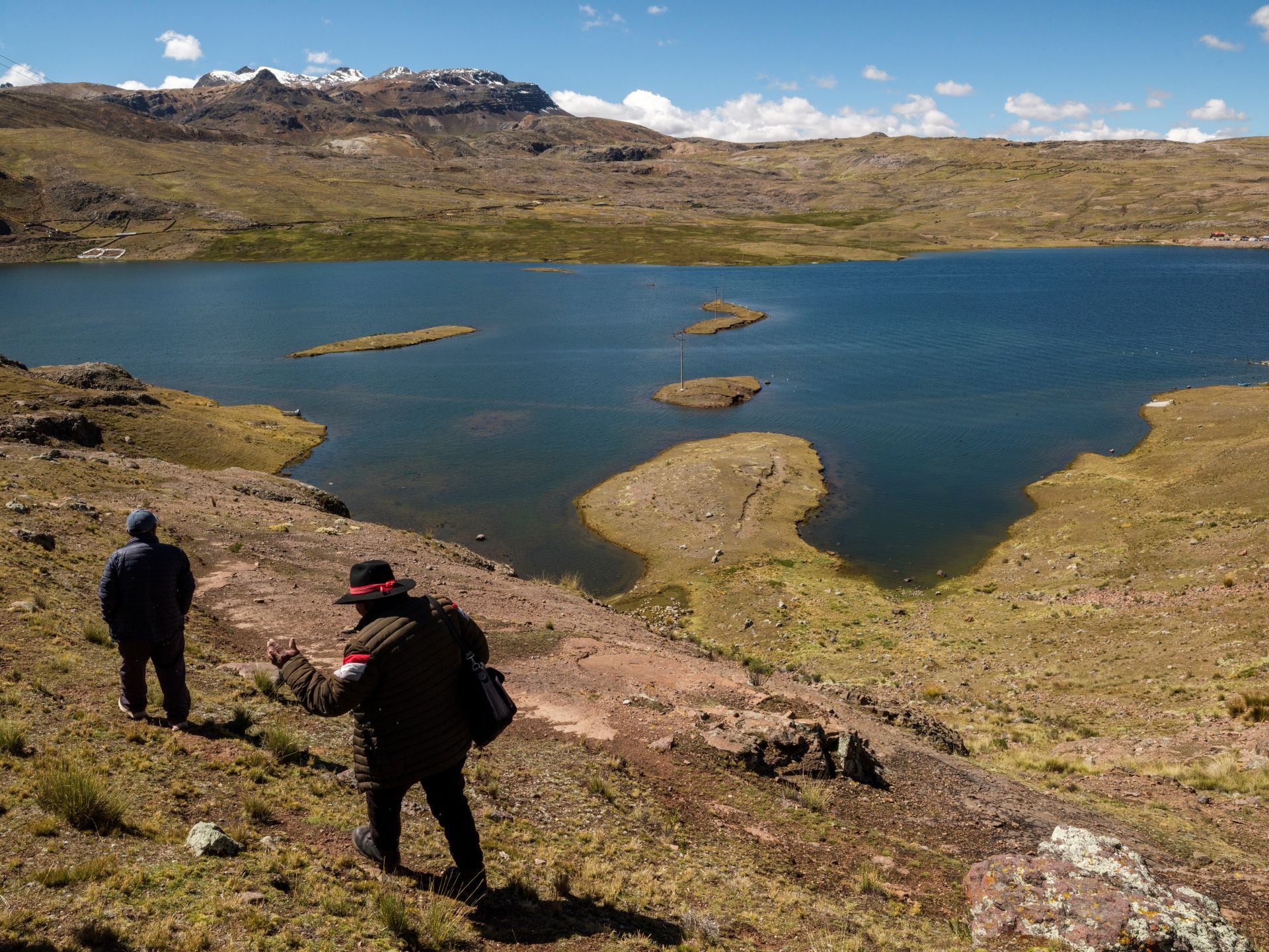 Laguna de Choclococha en Huancavelica, en la puna de los Andes. 
