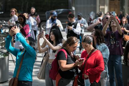 Turistas en el centro de Barcelona.