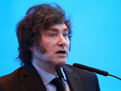 Javier Milei, habla durante un evento empresarial en Buenos Aires, en marzo de 2024.