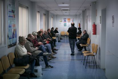 Una sala d'espera en un Centre d'Atenció Primària.