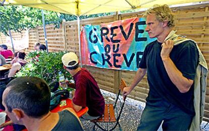 Trabajadores del Festival de Aix-en-Provence, ayer, durante las movilizaciones.