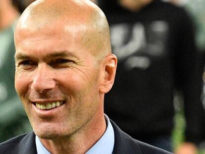 Zinedine Zidane, ex entrenador del Real Madrid, tras ganar la 13ª Liga de Campeones del club.