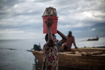 Pesca en el lago Tanganica en Uvira, República Democrática del Congo.