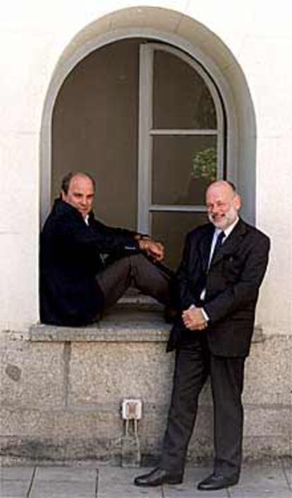 Borja Sitjà (a la izquierda) y Brian McMaster, en un descanso del seminario <i>La gestión de las artes escénicas</i>.