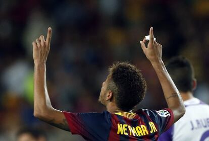 Neymar celebra su gol 