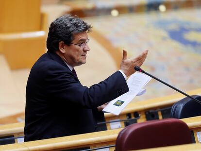 El ministro de Inclusión, Seguridad Social y Migraciones, José Luis Escrivá, durante una intervención en el Senado.