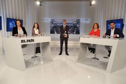 Carolina Bescansa, Andrea Levy, Meritxell Batet y Fernando de Páramo en un debate en EL PAÍS.