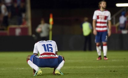 Mehdi Carcela-González se lamenta tras perder el partido contra el Athletic el pasado miércoles.