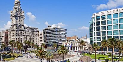 Plaza de la Independencia de Montevideo.