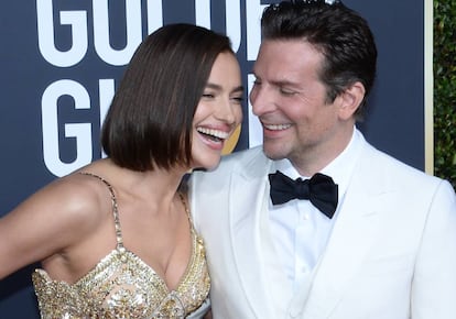 Irina Shayk y Bradley Cooper, en los Globos de Oro.