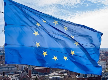 Bandera de la UE, en Gdansk (Polonia).