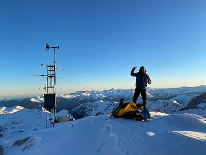 Sensores de la empresa instalados en el valle de Arán, una comarca situada en la vertiente septentrional de los Pirineos centrales. FOTOS CEDIDAS POR LA COMPAÑÍA