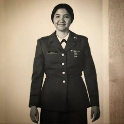 Una imagen de Lupe Valdez de joven que la candidata ha publicado en su página oficial.