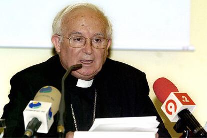 El arzobispo de Toledo, durante la inauguración del curso <i>Catolicismo en España</i>, organizado por la Fundación San Pablo Ceu.