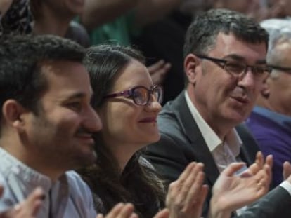 M&ograve;nica Oltra junto al resto de candidatos auton&oacute;micos y locales de Comprom&iacute;s en el acto de presentaci&oacute;n.