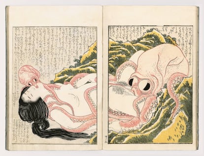 Katsushika Hokusai, “Los pulpos y la buceadora” o “El sueño de la esposa del pescador” (1814). Perteneciente al género de los ukiyo-e, el dibujo de Hokusai representa a la joven buceadora Ama entrelazada sexualmente a dos pulpos, uno es el coach y el otro el aprendiz, el pequeñín que le besa tiernamente en los labios y acaricia sus pezones. Rodin y Picasso realizaron sus particulares versiones de esta maravilla sintoísta.