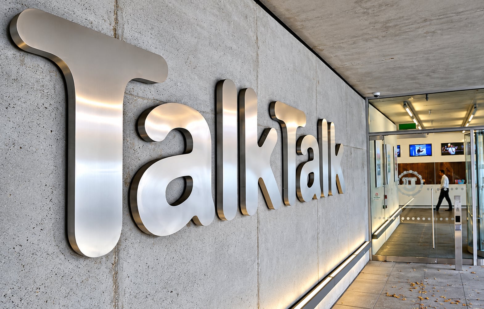 BT compra los negocios de consumo y mayorista de TalkTalk por 470 millones 