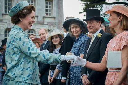 Olivia Colman, como la reina Isabel II.