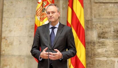 El presidente de la Generalitat, Alberto Fabra, en su comparecencia para anunciar el cambio de Català.