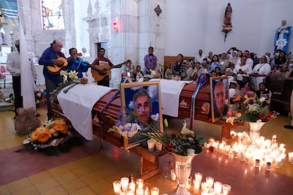 Una misa en honor a los sacerdotes jesuitas Joaquín Mora y Javier Campos en Cerocahui (Chihuahua)