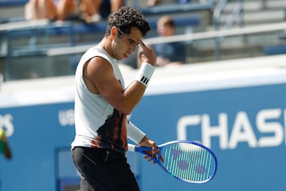 Munar, durante el partido de la tercera ronda contra Bergs en la pista 17 de Flushing Meadows.