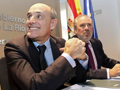 Los consejeros de Salud del País Vasco, Rafael Bengoa (izquierda) y La Rioja, José Ignacio Nieto.