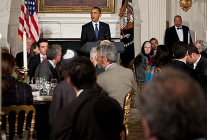 Barack Obama durante un momento de su discurso ante una representación islámica