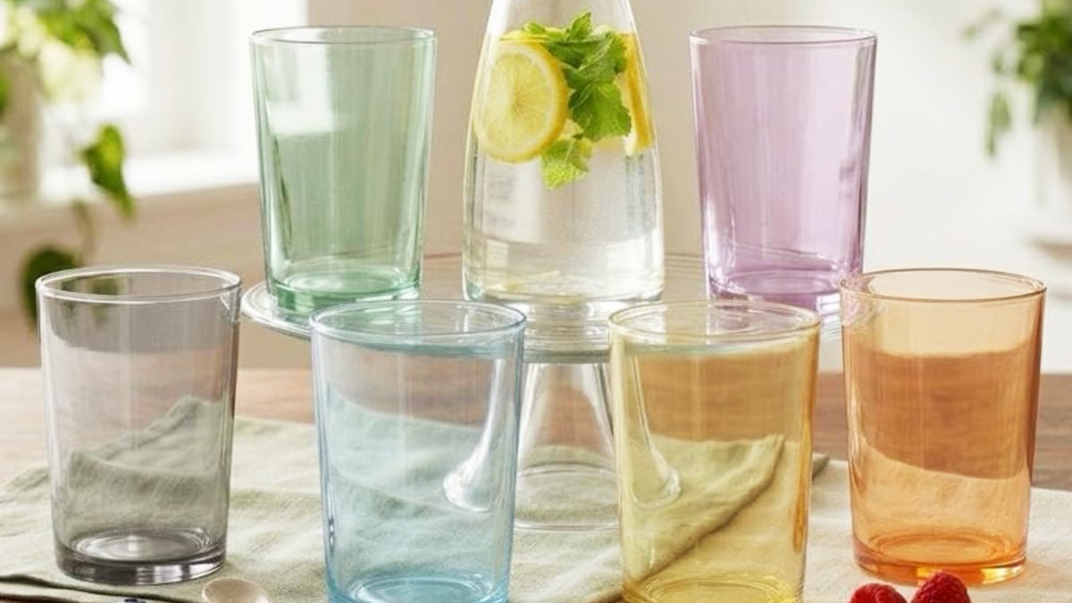 Así es el lote de vasos de colores ideal para tus sobremesas de verano