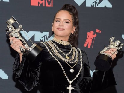 Rosalía, con los premios MTV al mejor vídeo latino y a la mejor coreografía.