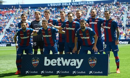 El Levante, patrocinado por la casa de apuestas Betway, el pasado marzo.