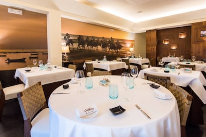 Comedor del restaurante Surtopía.