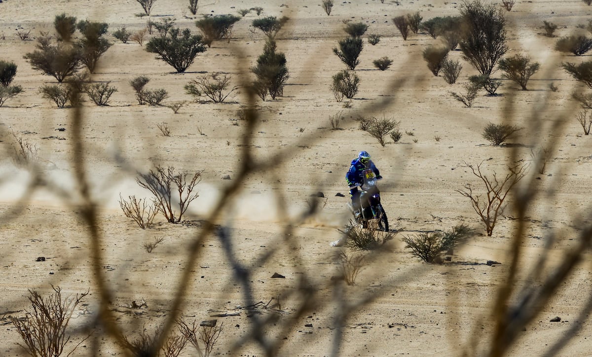 Dakar Rally: Santolino debuts as stage winner and Schareina aims for the general classification