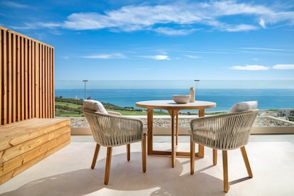 La mayoría de las habitaciones dispone de terraza con vistas al mar.