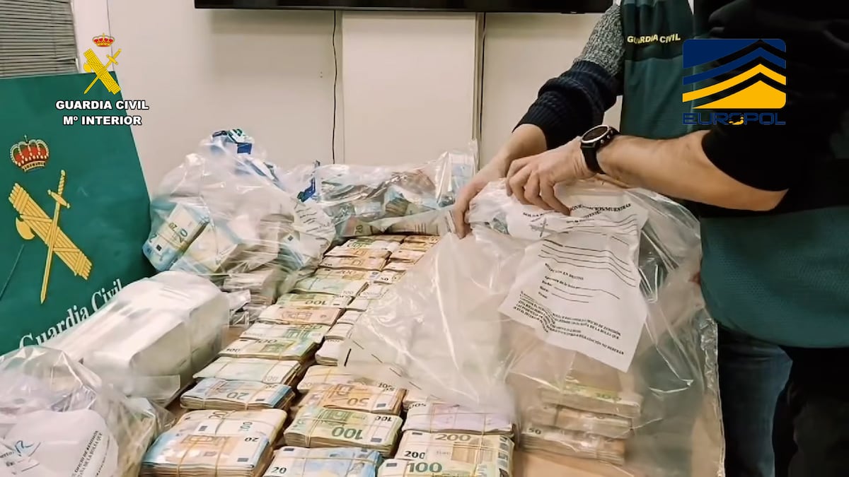 La Guardia Civil detiene a cinco personas que pertenecen a la red