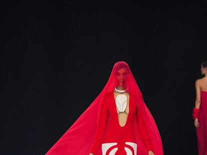Stephane Rolland lo apuesta todo al rojo y al negro