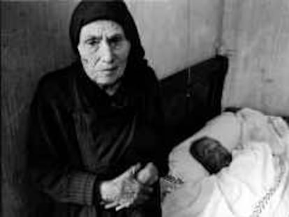 Sin nº //sin fecha // Reproducción. "La Galicia de Castelao". Fotografía que aparece en la exposión "La generació de l'11 de Setembre". // Foto: Anna Turbau.