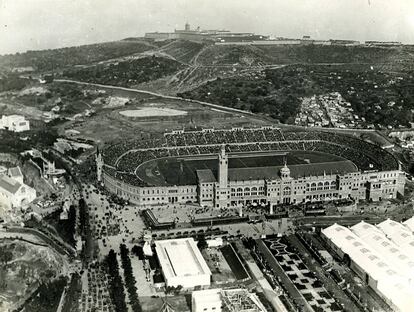 Inauguración del Estadio Olímpico de Montjuic en 1929.