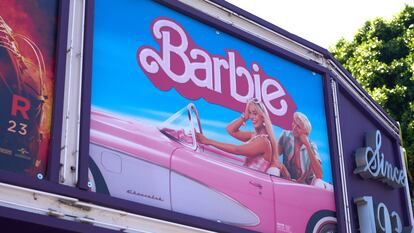 Un anuncio de la película 'Barbie' en Los Ángeles.