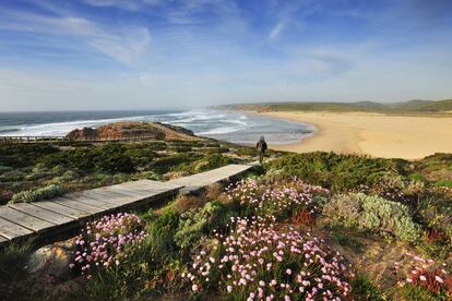 Playa de Bordeira, también llamada Carrapateira, en el Algarve portugués.