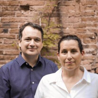 Mónica Juvera y Boris Bezan son BAX Studio, afincado en Barcelona. |