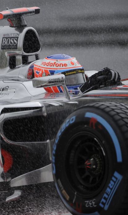 El británico Jenson Button en su monoplaza de McLaren Mercedes.